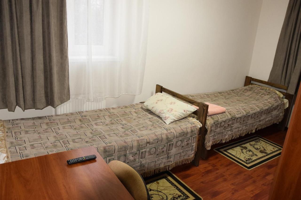 Gostynniy Dvir Hostel Ternopil Extérieur photo